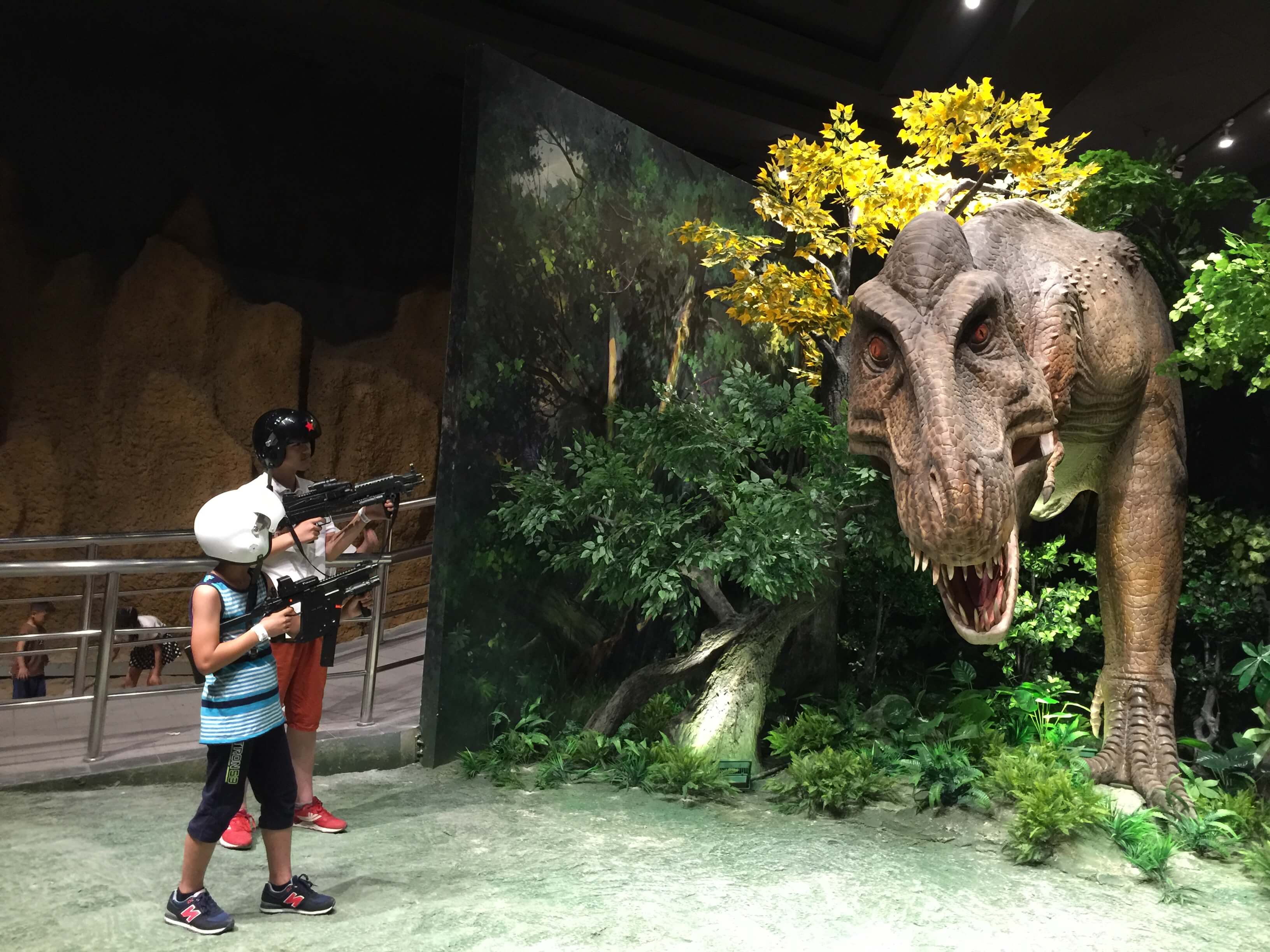 1993年《恐龙快打》人与恐龙一打就是五百年_凤凰网视频_凤凰网